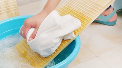 碱性蛋白酶可以直接洗衣服吗？